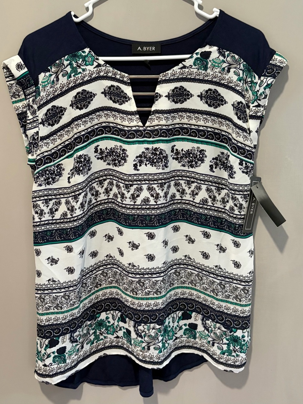 A. Byer Women's Navy & White Printed Cap-Sleeve Top